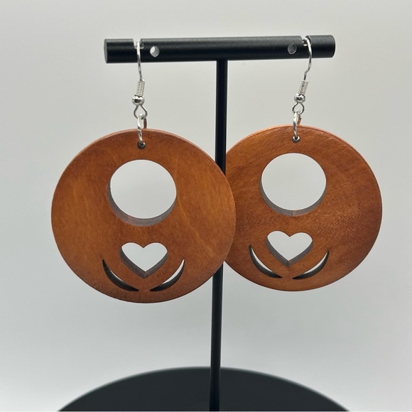 Artisan Crafted - Wooden Heart Cutout Earrings - Picture 2 of 10